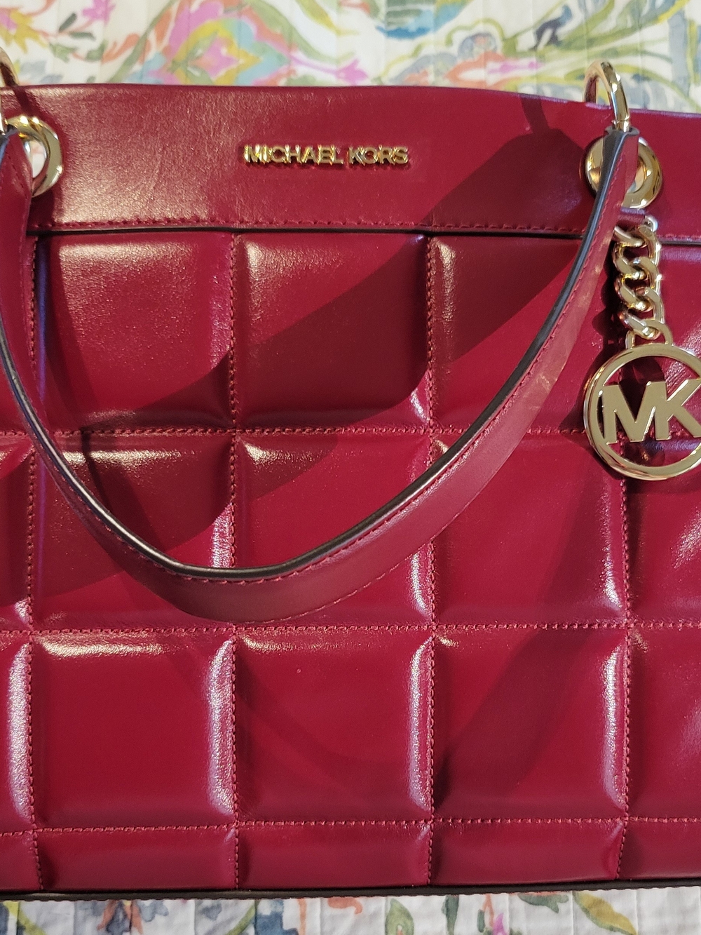 MICHAEL KORS Quilted Tote Bag in Deep Wine Color.  Used Only Once